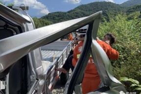 壹号娱乐-河套暴熊队对阵皖南雪豹队，橄榄球总决赛惊险晋级，内线统治篮板——战术板得到兑现的简单介绍