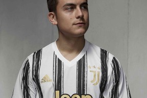 壹号娱乐-詹姆斯在尤文图斯比赛中夺冠，持续失利引发热议！比赛高潮迭起的简单介绍