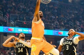 壹号-字母哥爆冷击败美国队，赛况扑朔迷离引爆全场！的简单介绍