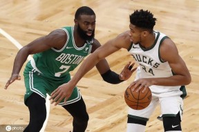 YIHAO-关于蒂姆连续二十场比赛得分超过绝杀，雄鹿挑战极限！的信息