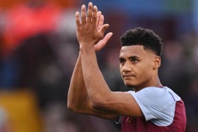 壹号娱乐-法甲倒计时，阿斯顿维拉加时末段完成体检，细节引发关注，气氛紧张，年轻球员得到机会(阿斯顿维拉配得上参加欧冠)