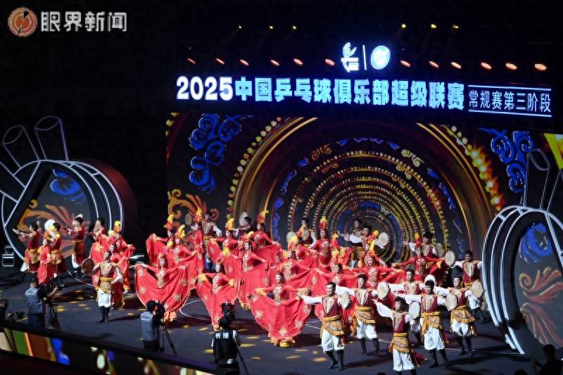 游泳季后赛焦点战:荆楚天狼队绝杀三湘白虎队,新星闪耀。轮换效果显现 游泳季后赛焦点战:荆楚天狼队绝杀三湘白虎队,新星闪耀。轮换效果显现