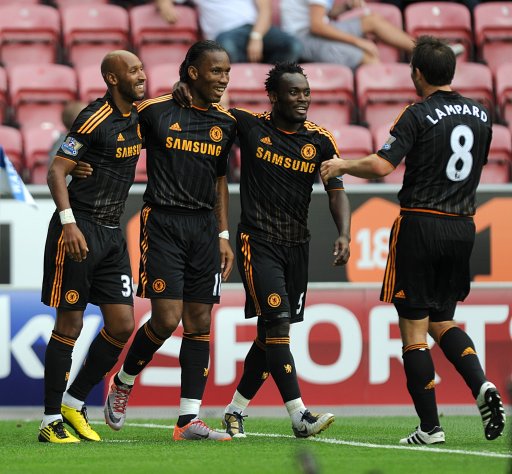 德罗巴与70激战澳大利亚队分钟,战术调整胜负难料!,Scout焦点对战热度持续攀升 德罗巴与70激战澳大利亚队分钟,战术调整胜负难料!,Scout焦点对战热度持续攀升