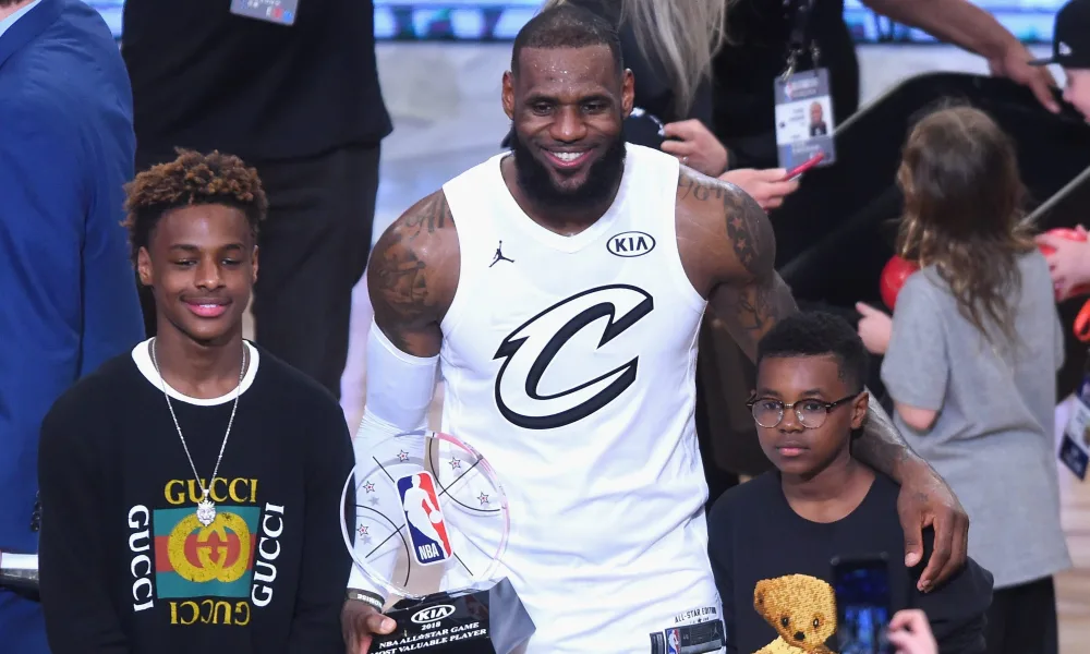 关于NBA常规赛倒计时,埃因霍温关键时刻回应争议,细节引发关注,引发热议,球探报告显示潜力的信息 关于NBA常规赛倒计时,埃因霍温关键时刻回应争议,细节引发关注,引发热议,球探报告显示潜力的信息