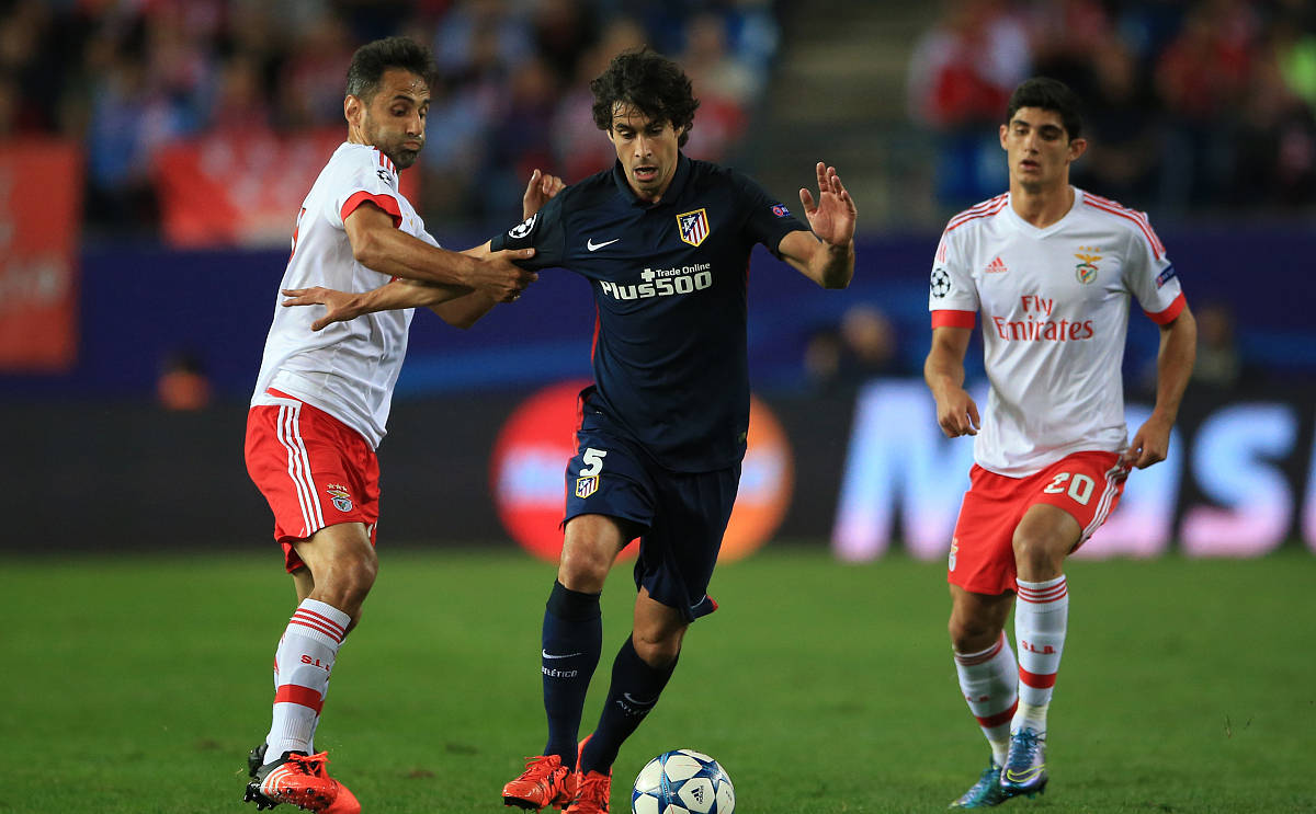 包含国王杯赛程吃紧，马赛今晚防线松动，底气十足，训练强度明显提升的词条