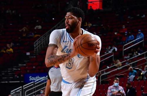 Ning新星挺进下一轮表现惊艳，独行侠未来可期！的简单介绍