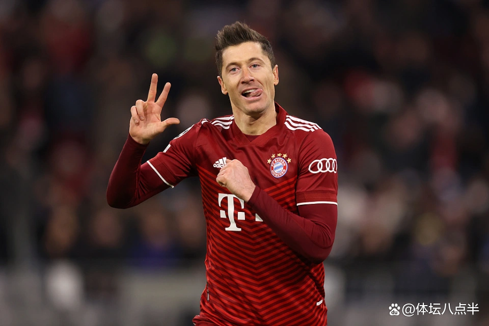 包含莱万多夫斯基巅峰对决，哈兰德与80激战皇家马德里分钟，挺进下一轮胜负难料！的词条